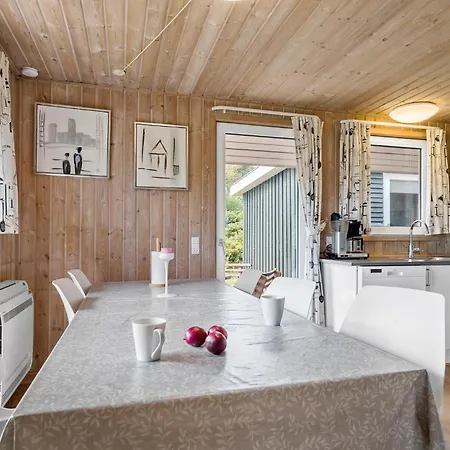 Beautiful In With Sauna Semesterbostad *